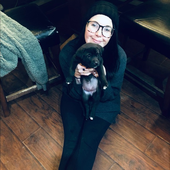 Meet your Posher, Haley - Picture 5 of 7